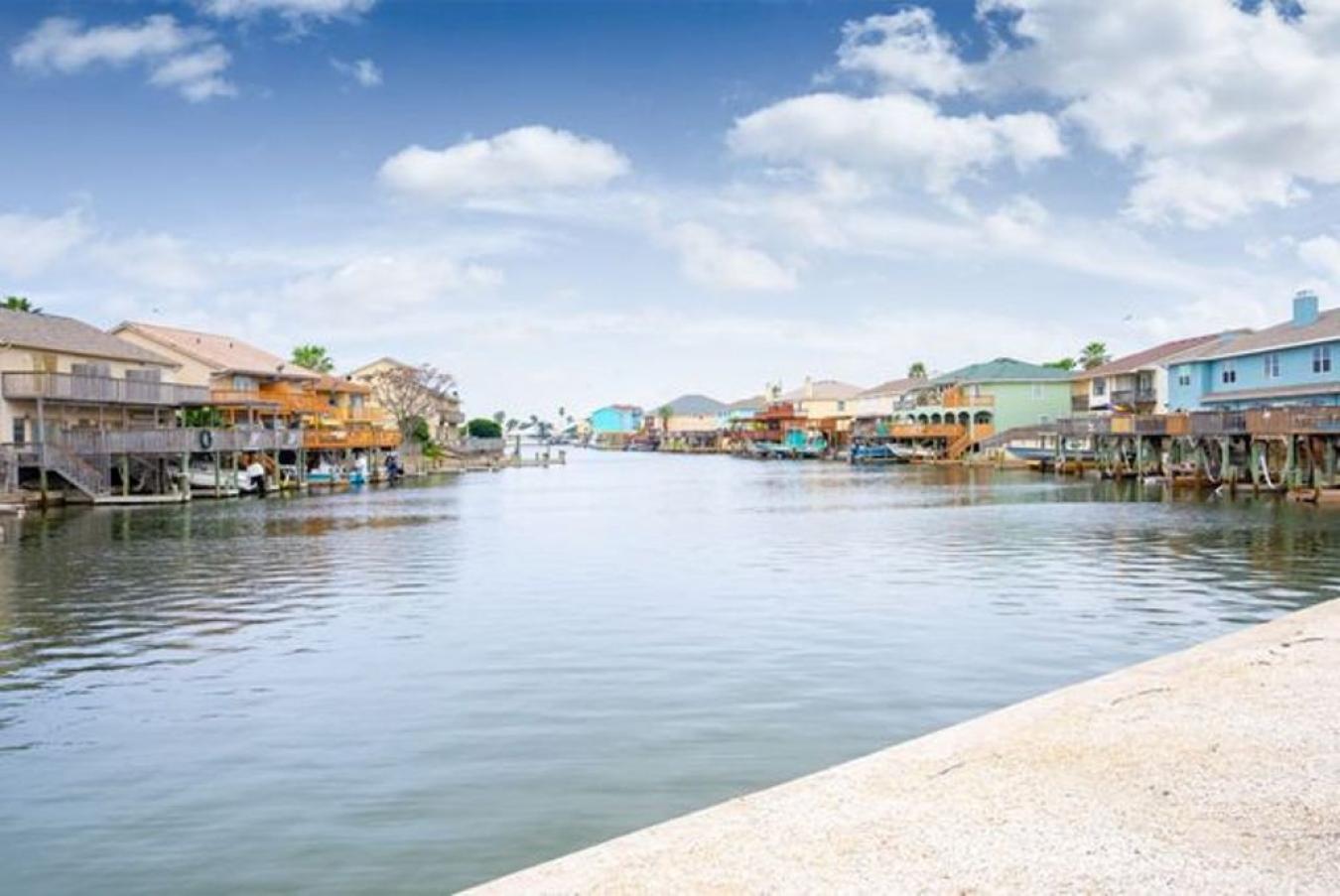 PRE-SELLING NOW 1-12 Homes Available , Zoned Short-Term Rental , Boat – image 3