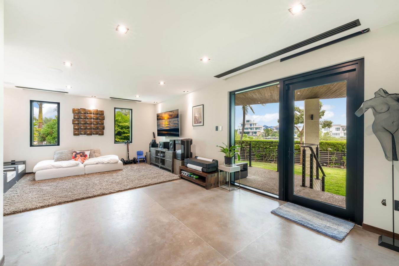 72 Lalique Peninsula Quay, George Town, Grand Cayman, Cayman Islands, 7 Bedrooms Bedrooms, ,6 BathroomsBathrooms,Residential,For Sale,72 Lalique Peninsula Quay,1217183