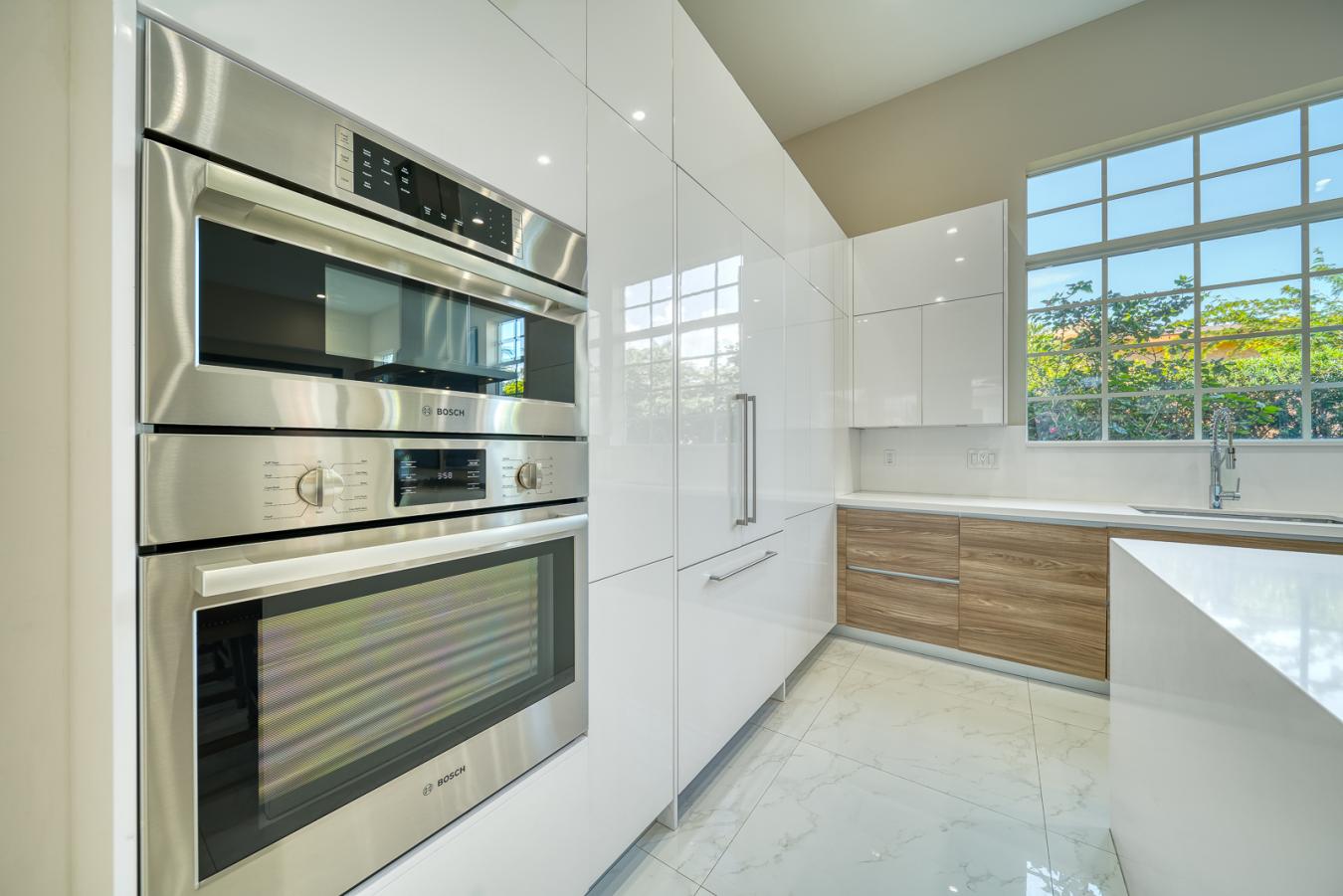 200 NE 3rd Avenue, Boca Raton, FL, 33432, United States, 5 Bedrooms Bedrooms, ,6 BathroomsBathrooms,Residential,For Sale,200 NE 3rd Avenue,1217178