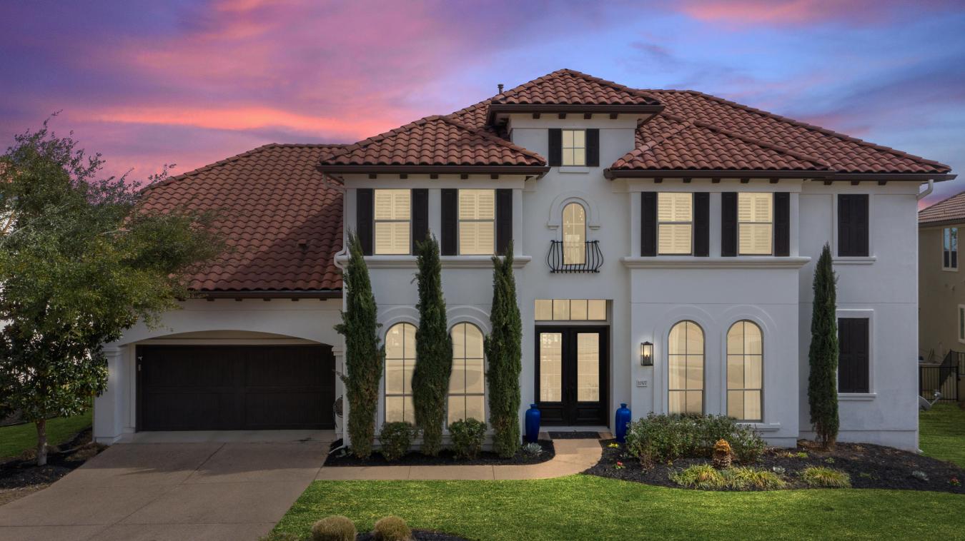 11507 Shoreview Overlook, Austin, TX, 78732, United States, 5 Bedrooms Bedrooms, ,4 BathroomsBathrooms,Residential,For Sale,11507 Shoreview Overlook,1220573