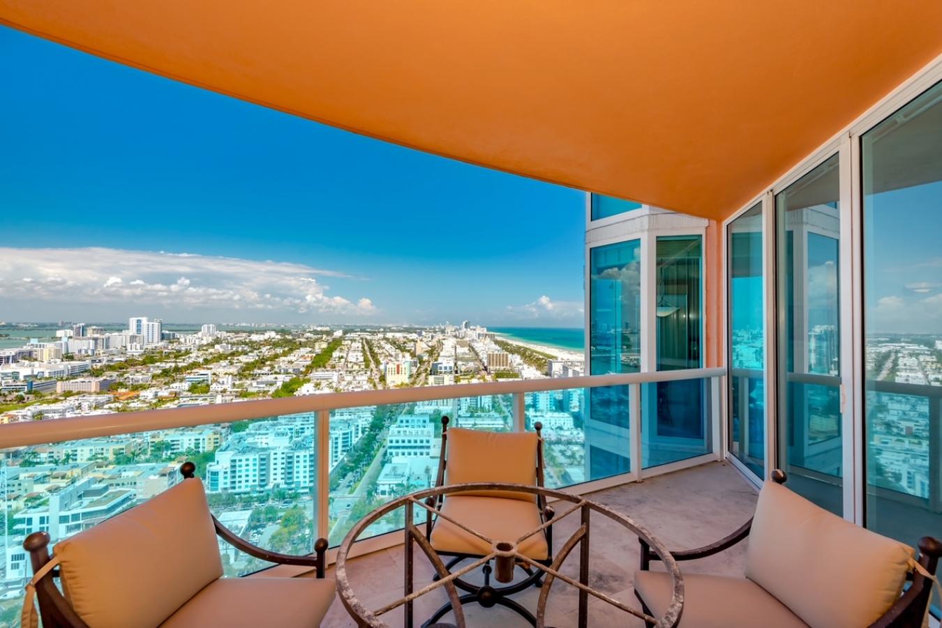 300 S Pointe Drive, Miami Beach, FL, 33139, United States, 2 Bedrooms Bedrooms, ,3 BathroomsBathrooms,Residential,For Sale,300 S Pointe Drive,1220568