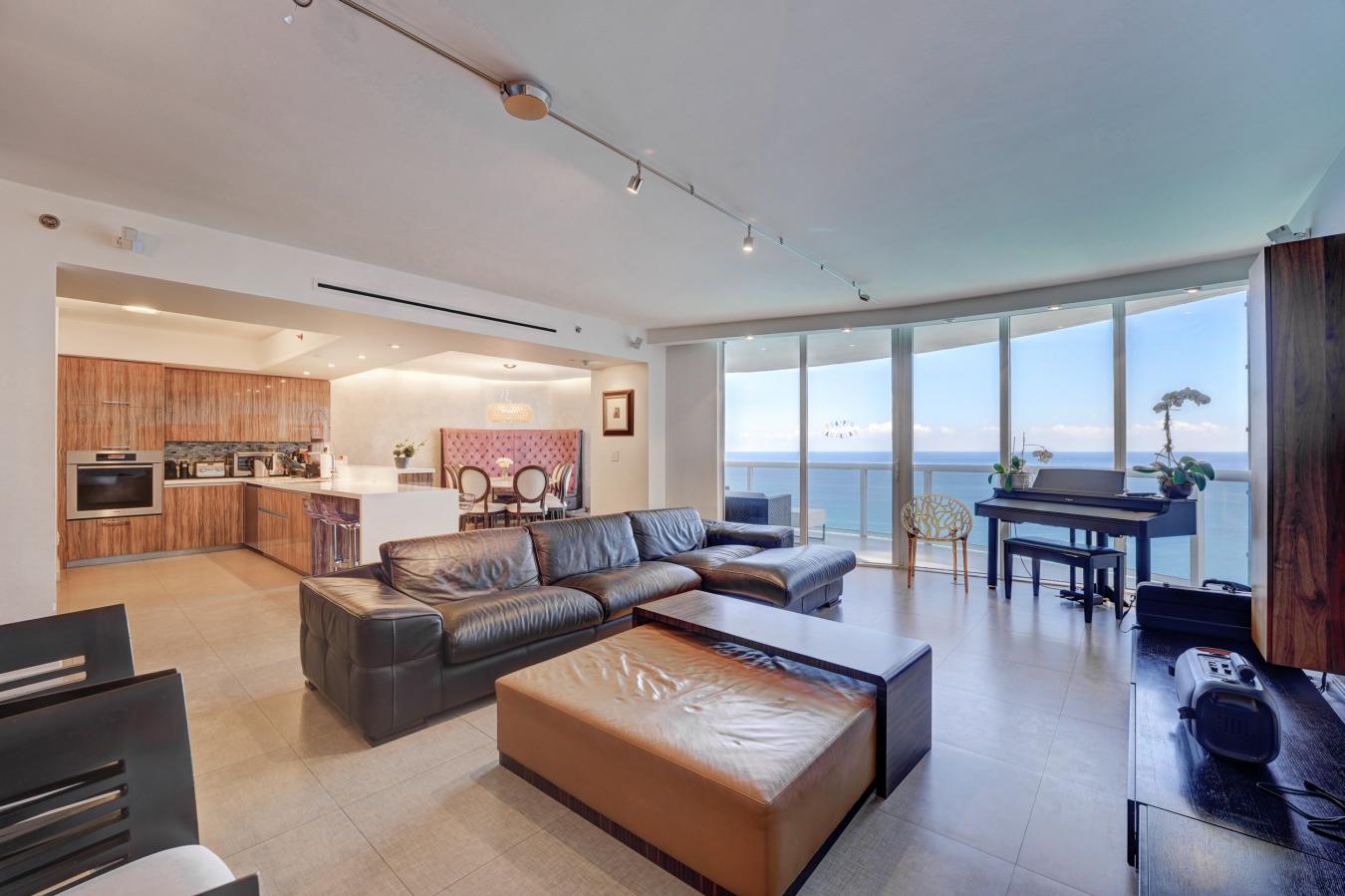 17201 Collins Avenue, Sunny Isles Beach, FL, 33160, United States, 4 Bedrooms Bedrooms, ,3 BathroomsBathrooms,Residential,For Sale,17201 Collins Avenue,1222442