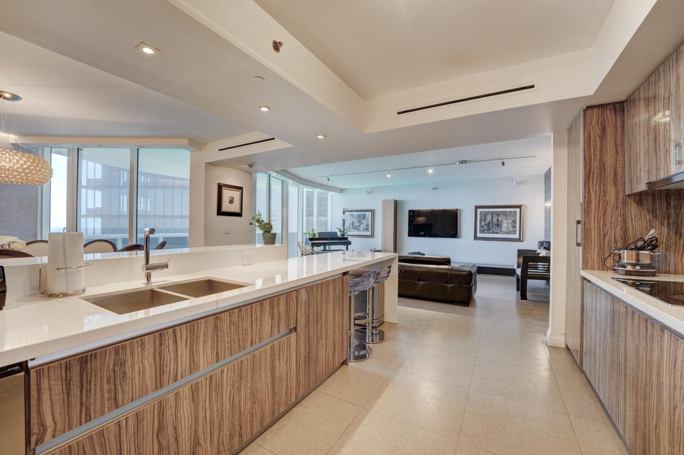 17201 Collins Avenue, Sunny Isles Beach, FL, 33160, United States, 4 Bedrooms Bedrooms, ,3 BathroomsBathrooms,Residential,For Sale,17201 Collins Avenue,1222442