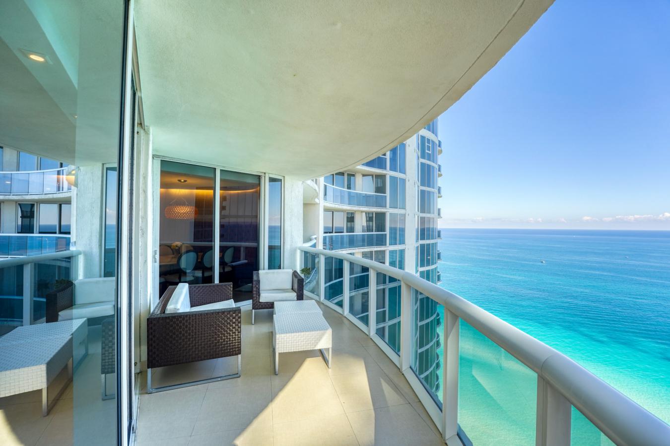 17201 Collins Avenue, Sunny Isles Beach, FL, 33160, United States, 4 Bedrooms Bedrooms, ,3 BathroomsBathrooms,Residential,For Sale,17201 Collins Avenue,1222442 17201 Collins Avenue, Sunny Isles Beach, FL, 33160, United States, 4 Bedrooms Bedrooms, ,3 BathroomsBathrooms,Residential,For Sale,17201 Collins Avenue,1222442