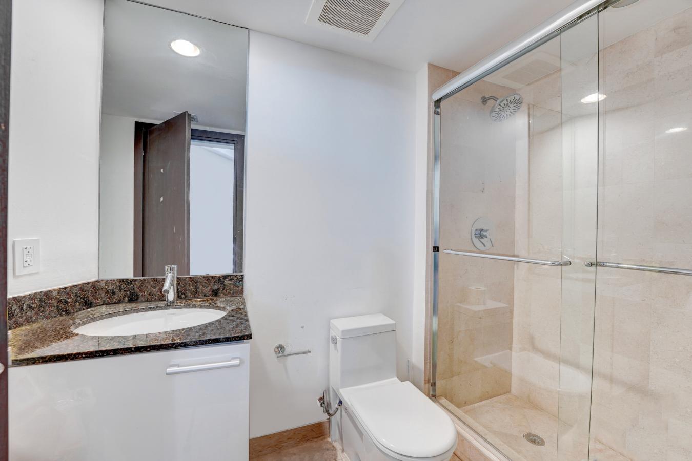 17201 Collins Avenue, Sunny Isles Beach, FL, 33160, United States, 4 Bedrooms Bedrooms, ,3 BathroomsBathrooms,Residential,For Sale,17201 Collins Avenue,1222442