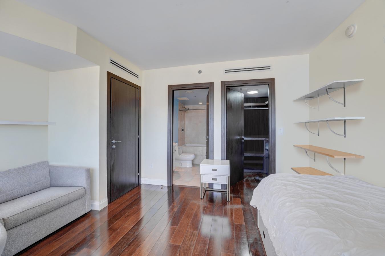 17201 Collins Avenue, Sunny Isles Beach, FL, 33160, United States, 4 Bedrooms Bedrooms, ,3 BathroomsBathrooms,Residential,For Sale,17201 Collins Avenue,1222442