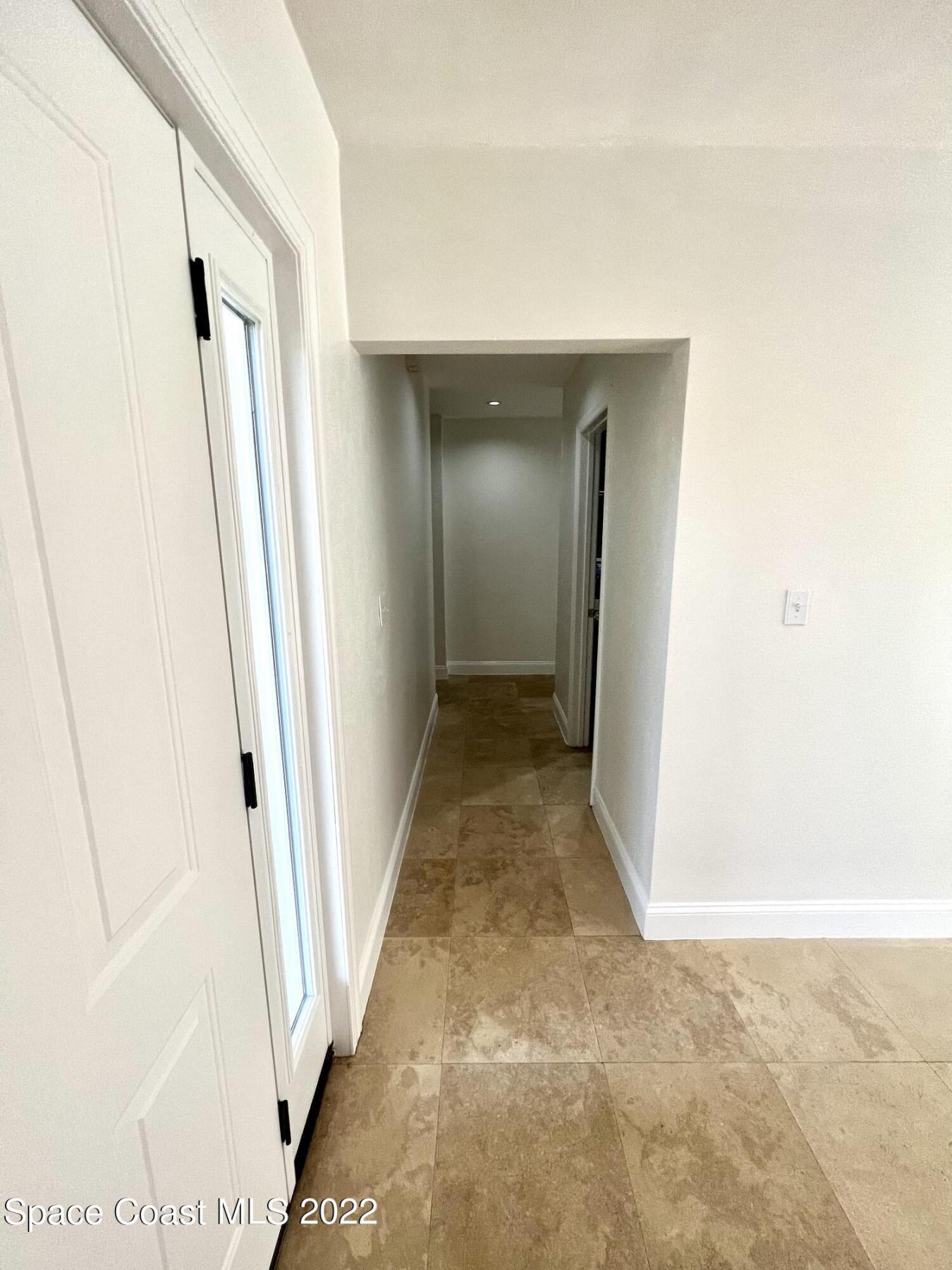 Spacious Melbourne Beach home for lease. This lovely property offers j – image 18