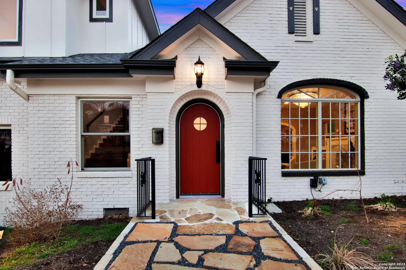 3570 2110 Travis Heights Boulevard, Austin, TX, 78704, United States, 4 Bedrooms Bedrooms, ,3 BathroomsBathrooms,Residential,For Sale,2110 Travis Heights Boulevard,1223087