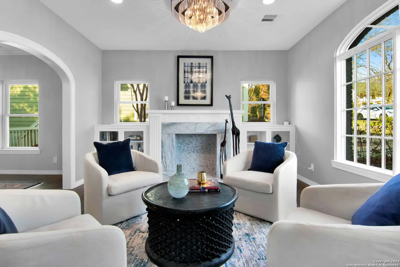 3570 2110 Travis Heights Boulevard, Austin, TX, 78704, United States, 4 Bedrooms Bedrooms, ,3 BathroomsBathrooms,Residential,For Sale,2110 Travis Heights Boulevard,1223087