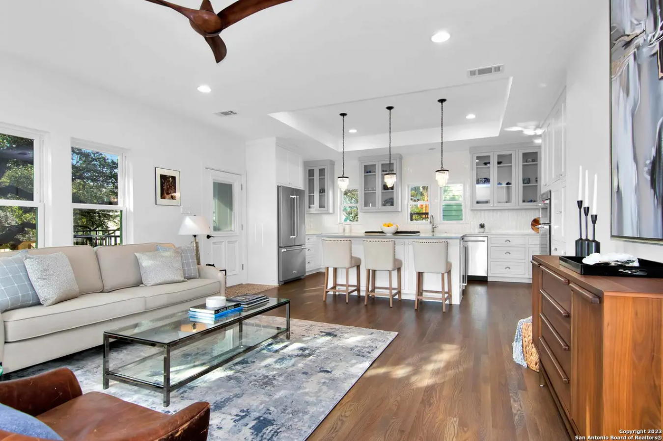 3570 2110 Travis Heights Boulevard, Austin, TX, 78704, United States, 4 Bedrooms Bedrooms, ,3 BathroomsBathrooms,Residential,For Sale,2110 Travis Heights Boulevard,1223087