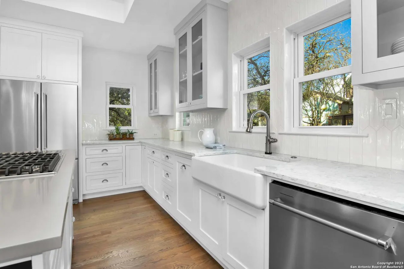 3570 2110 Travis Heights Boulevard, Austin, TX, 78704, United States, 4 Bedrooms Bedrooms, ,3 BathroomsBathrooms,Residential,For Sale,2110 Travis Heights Boulevard,1223087