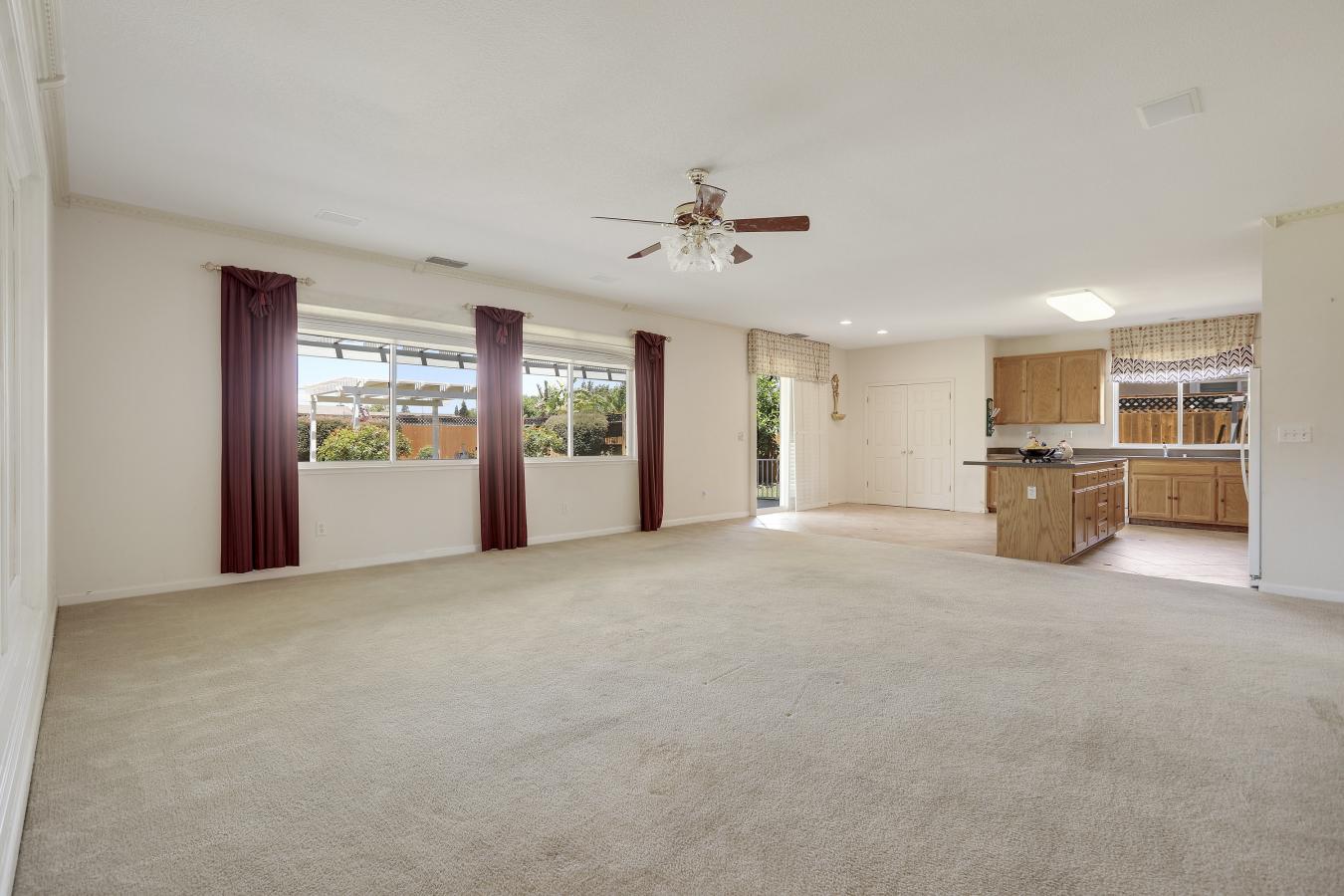 556 Ruby Drive, Vacaville, CA, 95687, United States, 5 Bedrooms Bedrooms, ,3 BathroomsBathrooms,Residential,For Sale,556 Ruby Drive,1226291