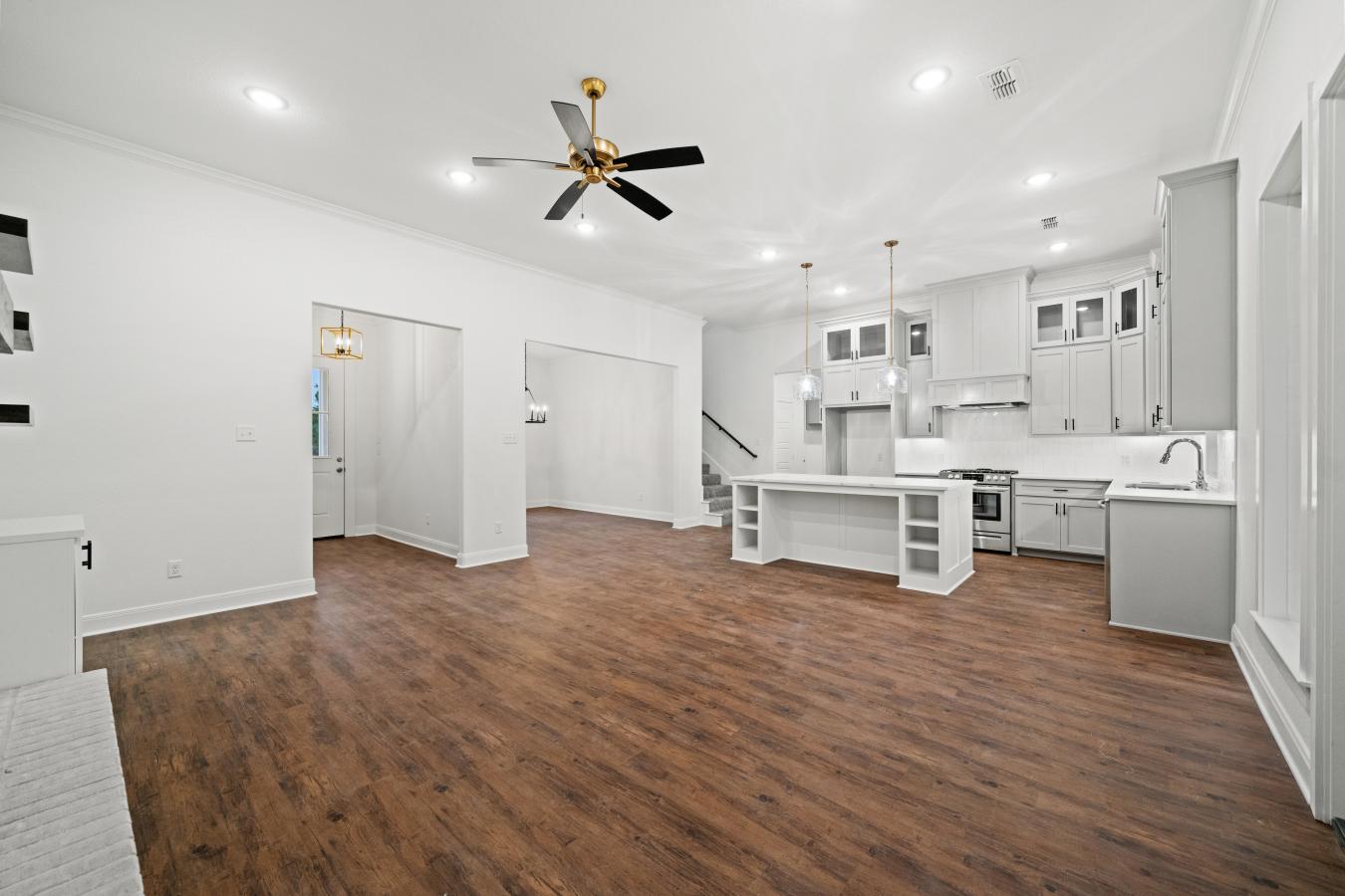 1408 Centennial Parkway, Tyler, Texas, 75703, United States, 4 Bedrooms Bedrooms, ,2 BathroomsBathrooms,Residential,For Sale,1408 Centennial Parkway,1227423