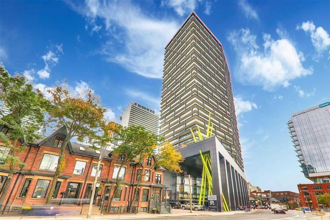 125 Peter Street, Toronto, ON, M5V 2G9, Canada, 1 Bedroom Bedrooms, ,1 BathroomBathrooms,Residential,For Sale,125 Peter Street,1230350