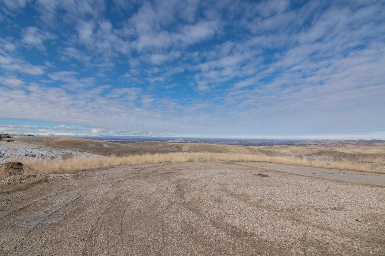 4692 E Wildhorse Lane, Boise, ID, 83712, United States, ,Residential,For Sale,4692 E Wildhorse Lane,1235803