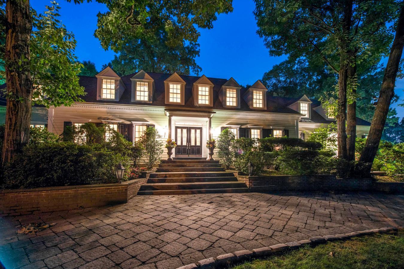 111 Tekening Drive, Tenafly, NJ, 07670, United States, 6 Bedrooms Bedrooms, ,6 BathroomsBathrooms,Residential,For Sale,111 Tekening Drive,1232205 111 Tekening Drive, Tenafly, NJ, 07670, United States, 6 Bedrooms Bedrooms, ,6 BathroomsBathrooms,Residential,For Sale,111 Tekening Drive,1232205