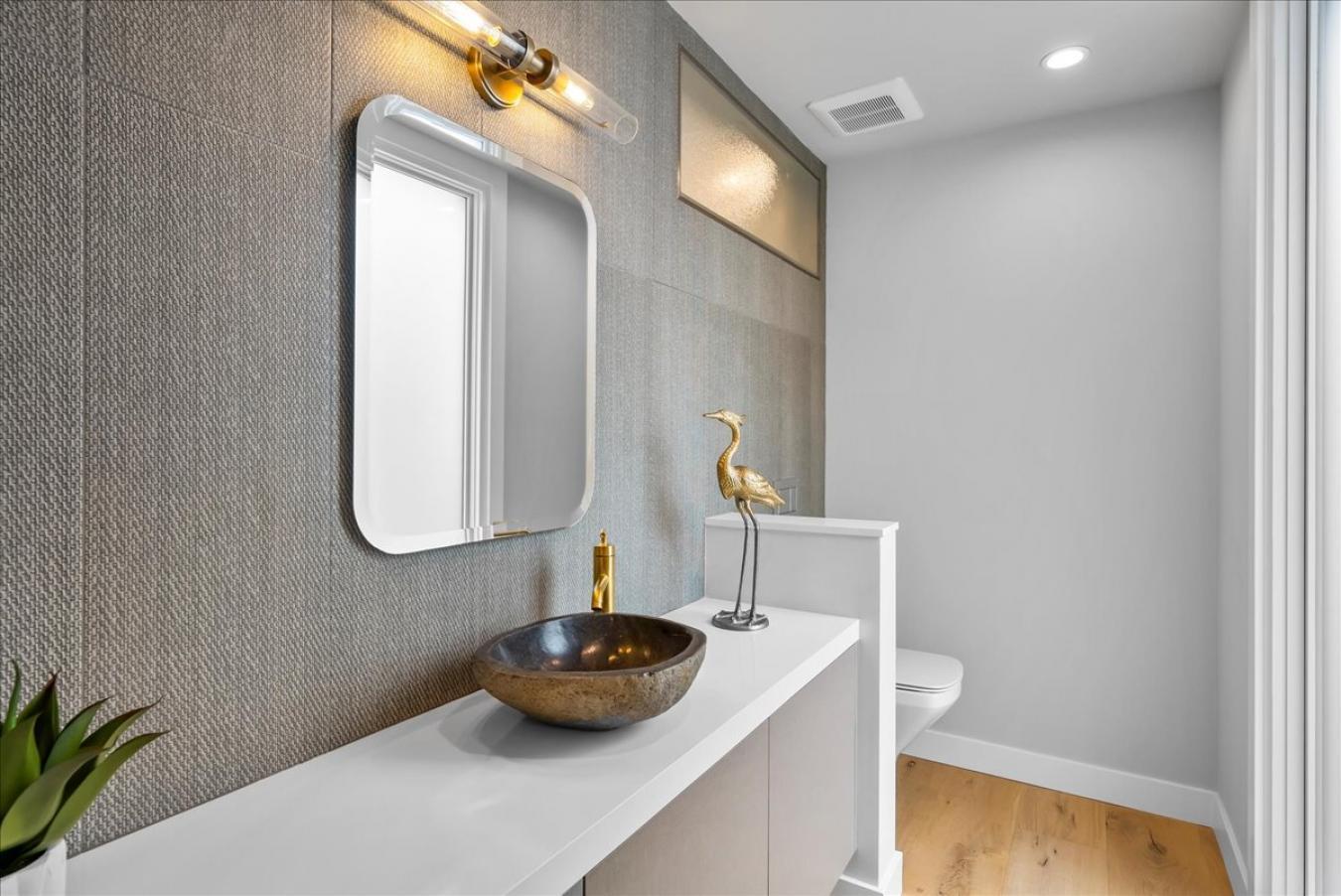 5555 Warren Street, San Diego, CA, 92108, United States, 4 Bedrooms Bedrooms, ,4 BathroomsBathrooms,Residential,For Sale,5555 Warren Street,1328436