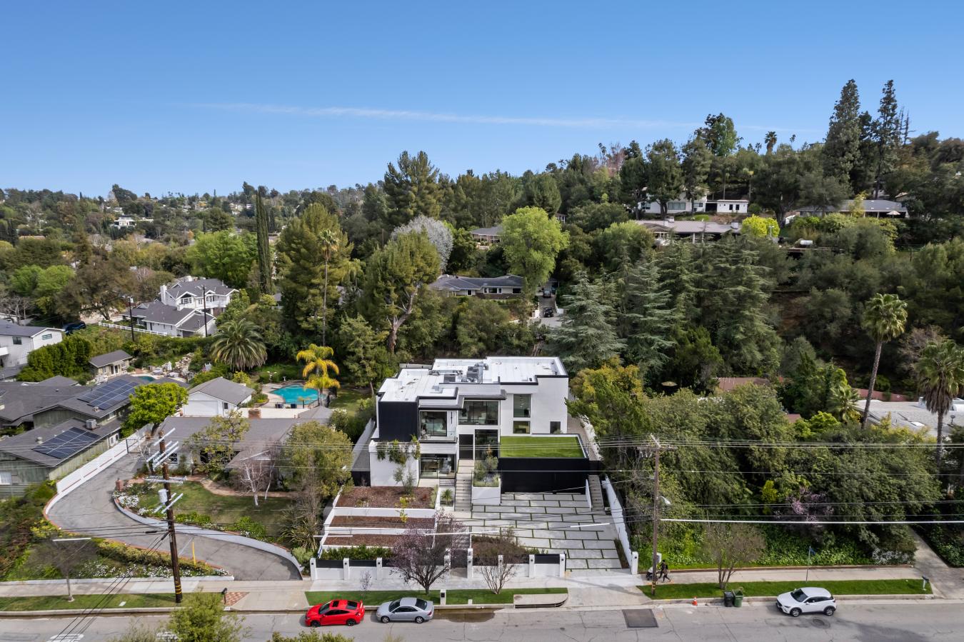 4130 Hayvenhurst Avenue, Encino, CA, 91436, United States, 6 Bedrooms Bedrooms, ,7 BathroomsBathrooms,Residential,For Sale,4130 Hayvenhurst Avenue,1235793