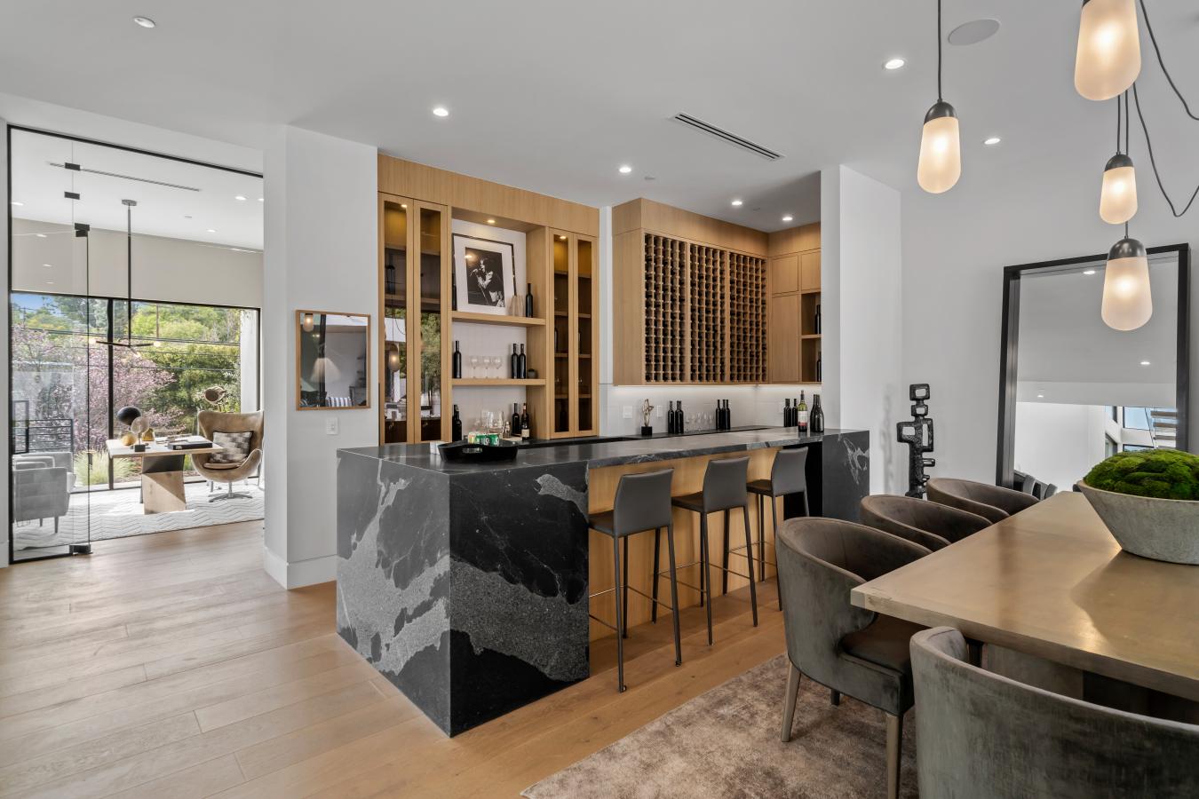 4130 Hayvenhurst Avenue, Encino, CA, 91436, United States, 6 Bedrooms Bedrooms, ,7 BathroomsBathrooms,Residential,For Sale,4130 Hayvenhurst Avenue,1235793