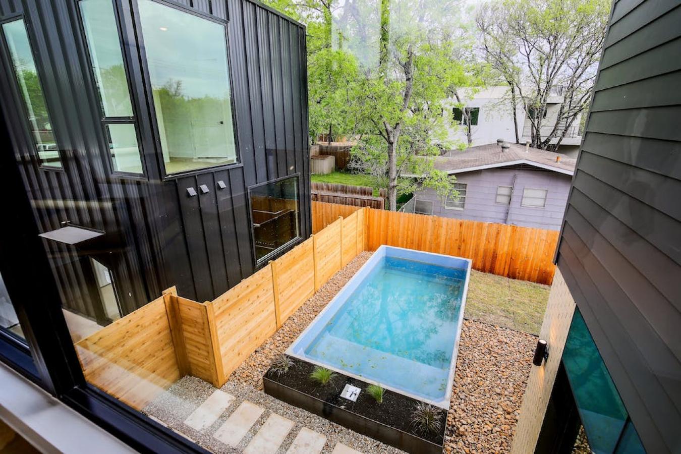 1710 Kinney Avenue, Austin, Texas, 78704, United States, 4 Bedrooms Bedrooms, ,3 BathroomsBathrooms,Residential,For Sale,1710 Kinney Avenue,1239548
