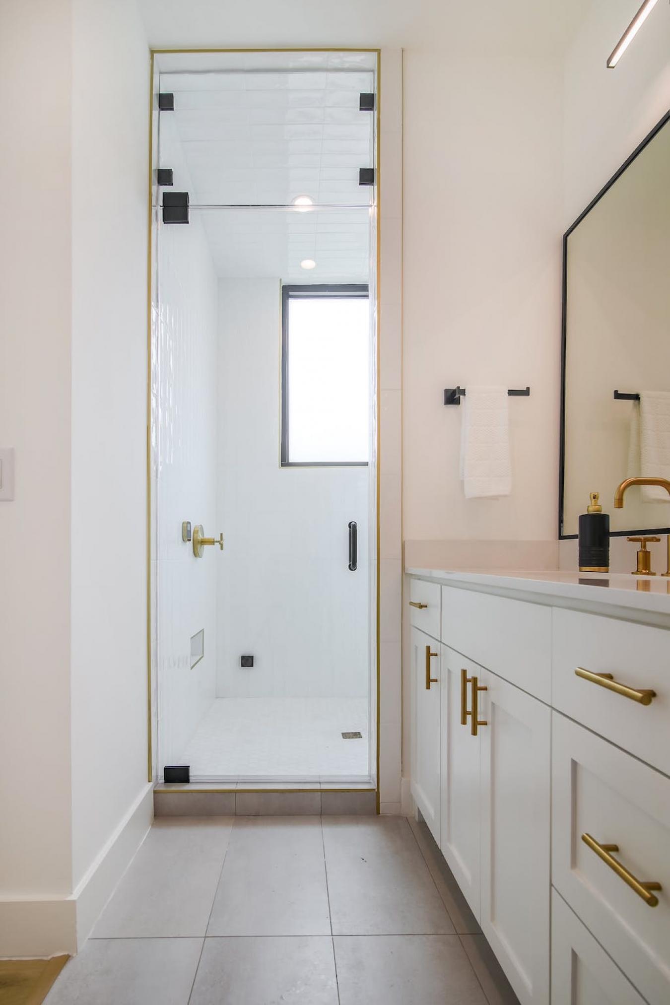 1710 Kinney Avenue, Austin, Texas, 78704, United States, 4 Bedrooms Bedrooms, ,3 BathroomsBathrooms,Residential,For Sale,1710 Kinney Avenue,1239548