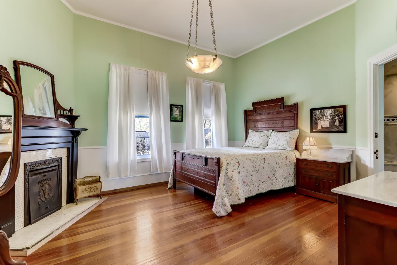 406 E Shadburn Avenue, Buford, GA, 30518, United States, 4 Bedrooms Bedrooms, ,2 BathroomsBathrooms,Residential,For Sale,406 E Shadburn Avenue,1246232
