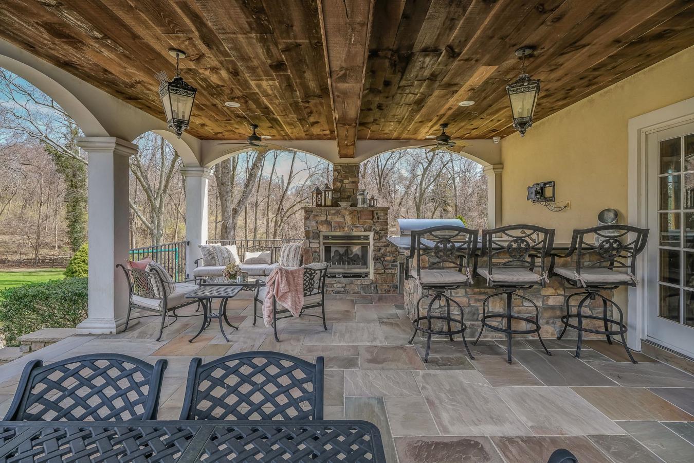 3 Equine Lane, Nissequogue, NY, 11780, United States, 5 Bedrooms Bedrooms, ,4 BathroomsBathrooms,Residential,For Sale,3 Equine Lane,1246848
