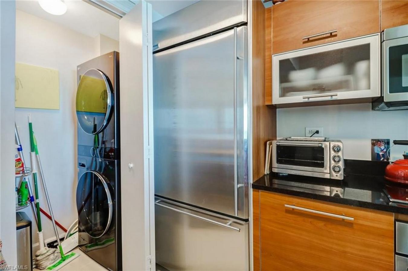 3000 Oasis Grand Blvd APT 2602, Fort Myers, FL, 33916, United States, 2 Bedrooms Bedrooms, ,2 BathroomsBathrooms,Residential,For Sale,3000 Oasis Grand Blvd APT 2602,223000167