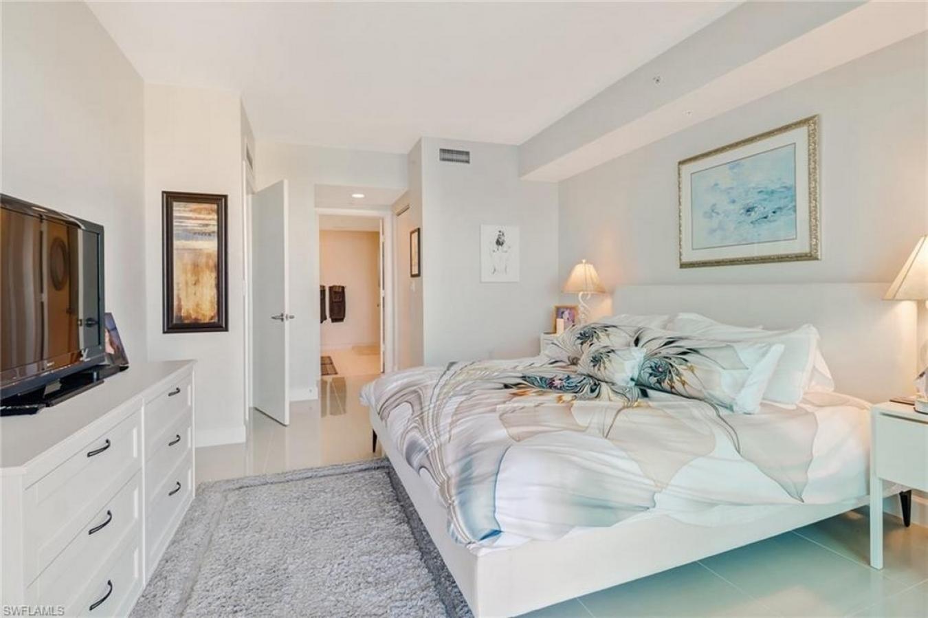 3000 Oasis Grand Blvd APT 2602, Fort Myers, FL, 33916, United States, 2 Bedrooms Bedrooms, ,2 BathroomsBathrooms,Residential,For Sale,3000 Oasis Grand Blvd APT 2602,223000167