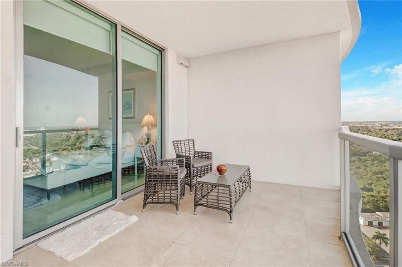 3000 Oasis Grand Blvd APT 2602, Fort Myers, FL, 33916, United States, 2 Bedrooms Bedrooms, ,2 BathroomsBathrooms,Residential,For Sale,3000 Oasis Grand Blvd APT 2602,223000167