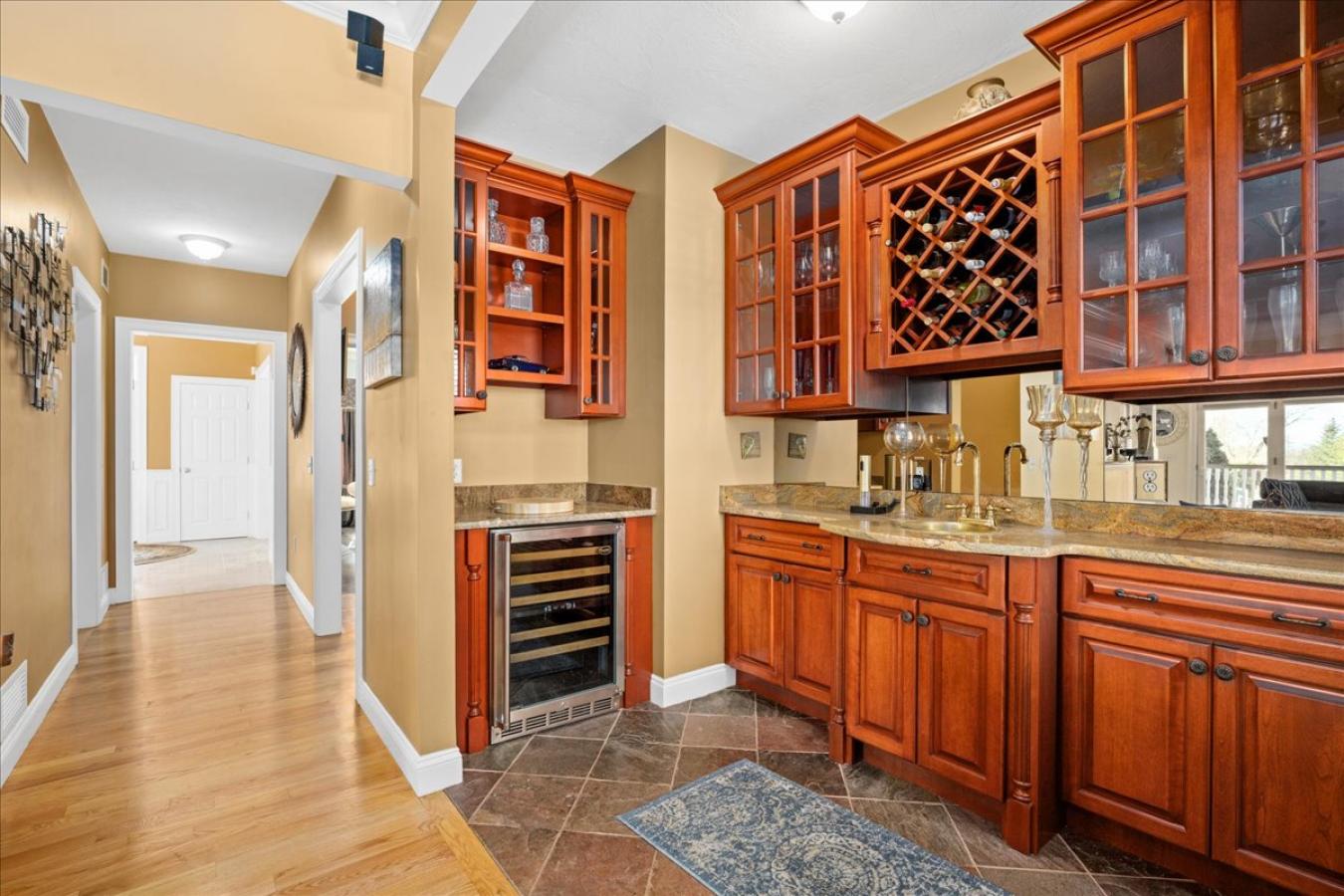9 Park Grove Lane, Shrewsbury, Massachusetts, 01545, United States, 5 Bedrooms Bedrooms, ,5 BathroomsBathrooms,Residential,For Sale,9 Park Grove Lane,1253335
