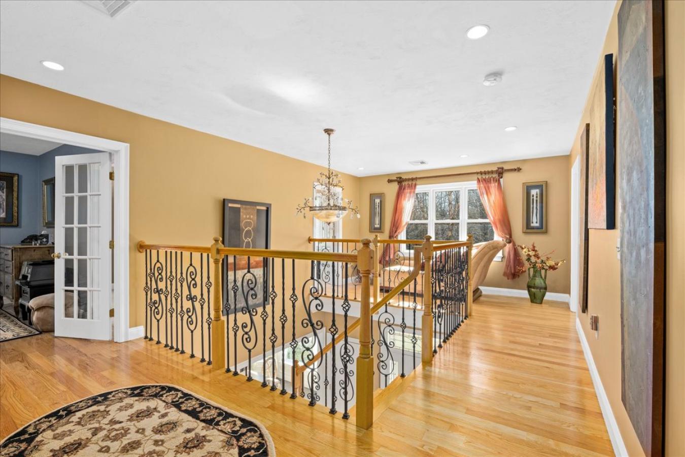 9 Park Grove Lane, Shrewsbury, Massachusetts, 01545, United States, 5 Bedrooms Bedrooms, ,5 BathroomsBathrooms,Residential,For Sale,9 Park Grove Lane,1253335