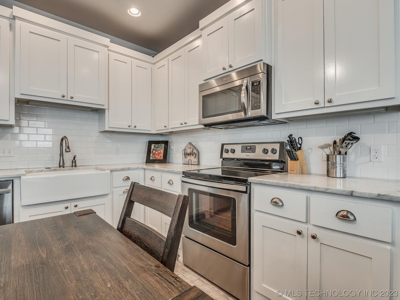 29 Boardwalk Avenue B, Carlton Landing, OK, 74432, United States, 2 Bedrooms Bedrooms, ,2 BathroomsBathrooms,Residential,For Sale,29 Boardwalk Avenue B,55591