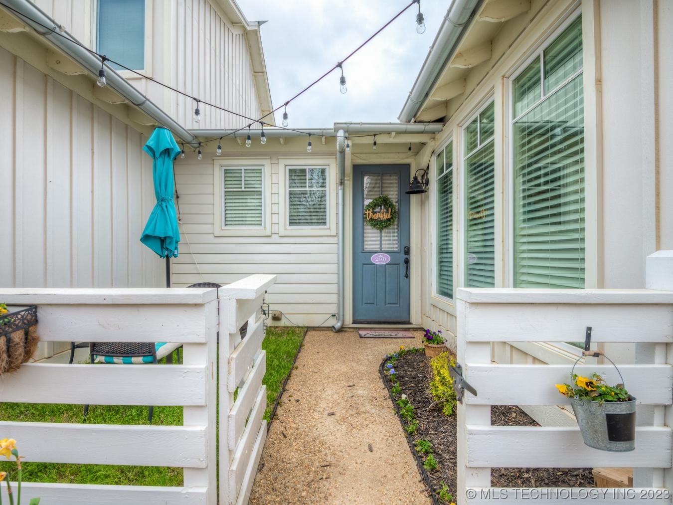 29 Boardwalk Avenue B, Carlton Landing, OK, 74432, United States, 2 Bedrooms Bedrooms, ,2 BathroomsBathrooms,Residential,For Sale,29 Boardwalk Avenue B,55591