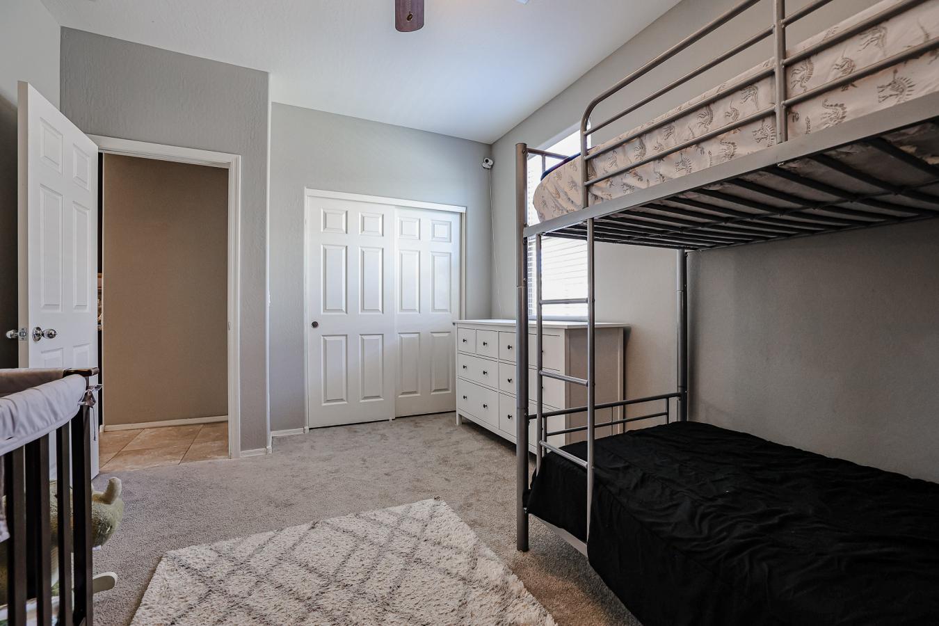Discover your dream home! This 3 bed, 2 bath gem is located in a gated – image 20