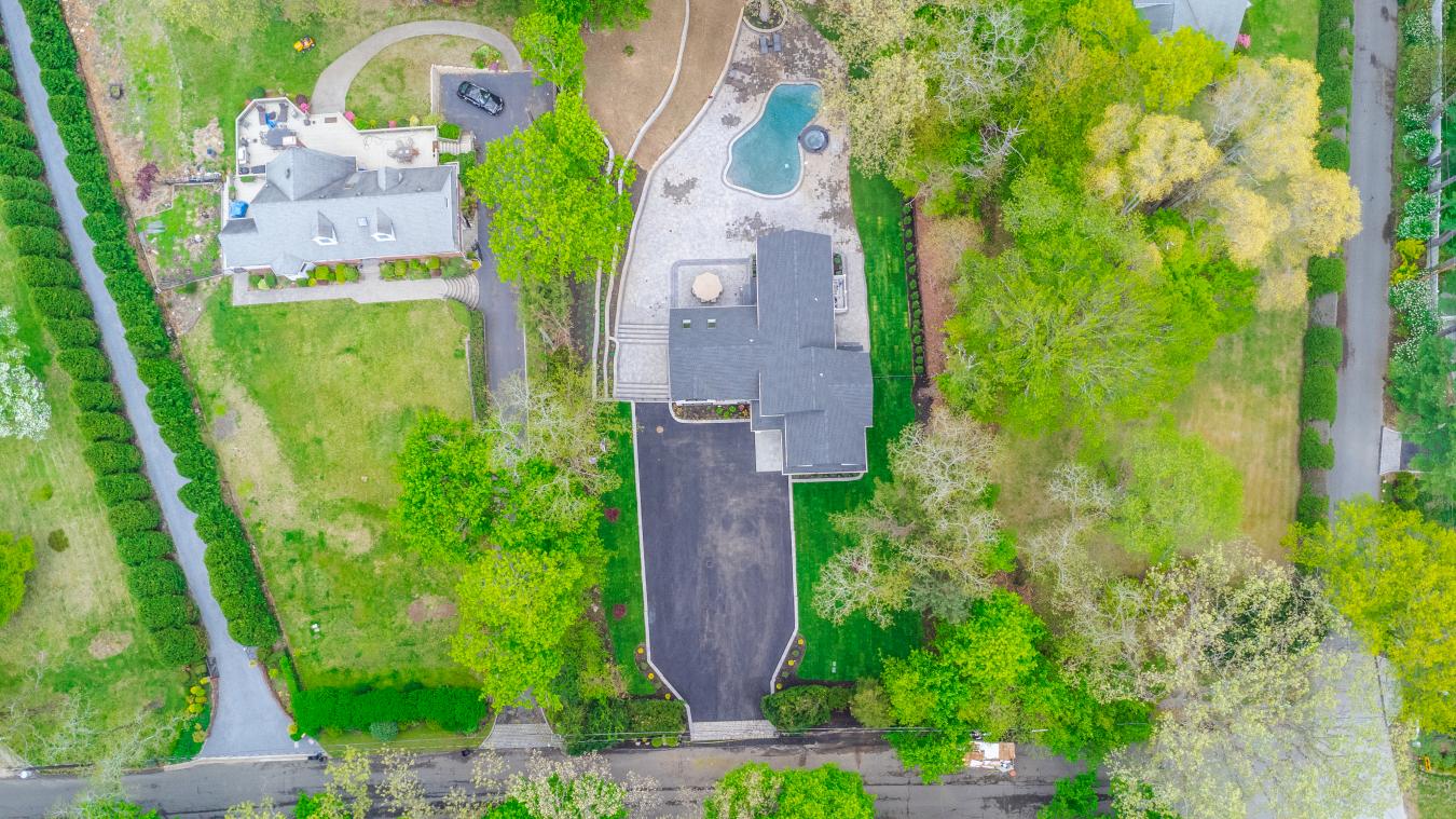 6505 Old Northern Boulevard, East Norwich, NY, 11732, United States, 6 Bedrooms Bedrooms, ,6 BathroomsBathrooms,Residential,For Sale,6505 Old Northern Boulevard,1260236