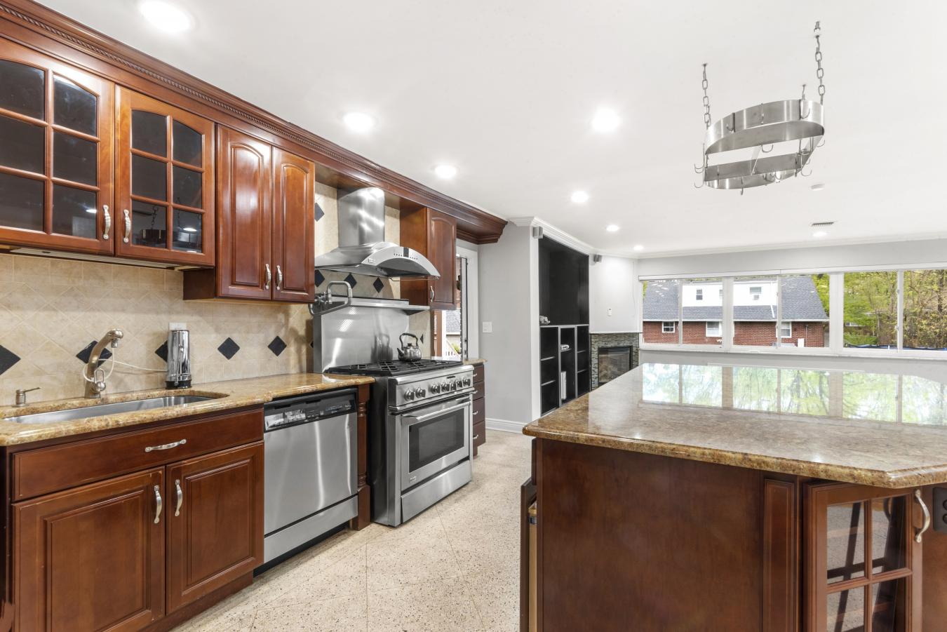 1070 Cumbermeade Road, Fort Lee, New Jersey, 07024, United States, 4 Bedrooms Bedrooms, ,3 BathroomsBathrooms,Residential,For Sale,1070 Cumbermeade Road,1261778