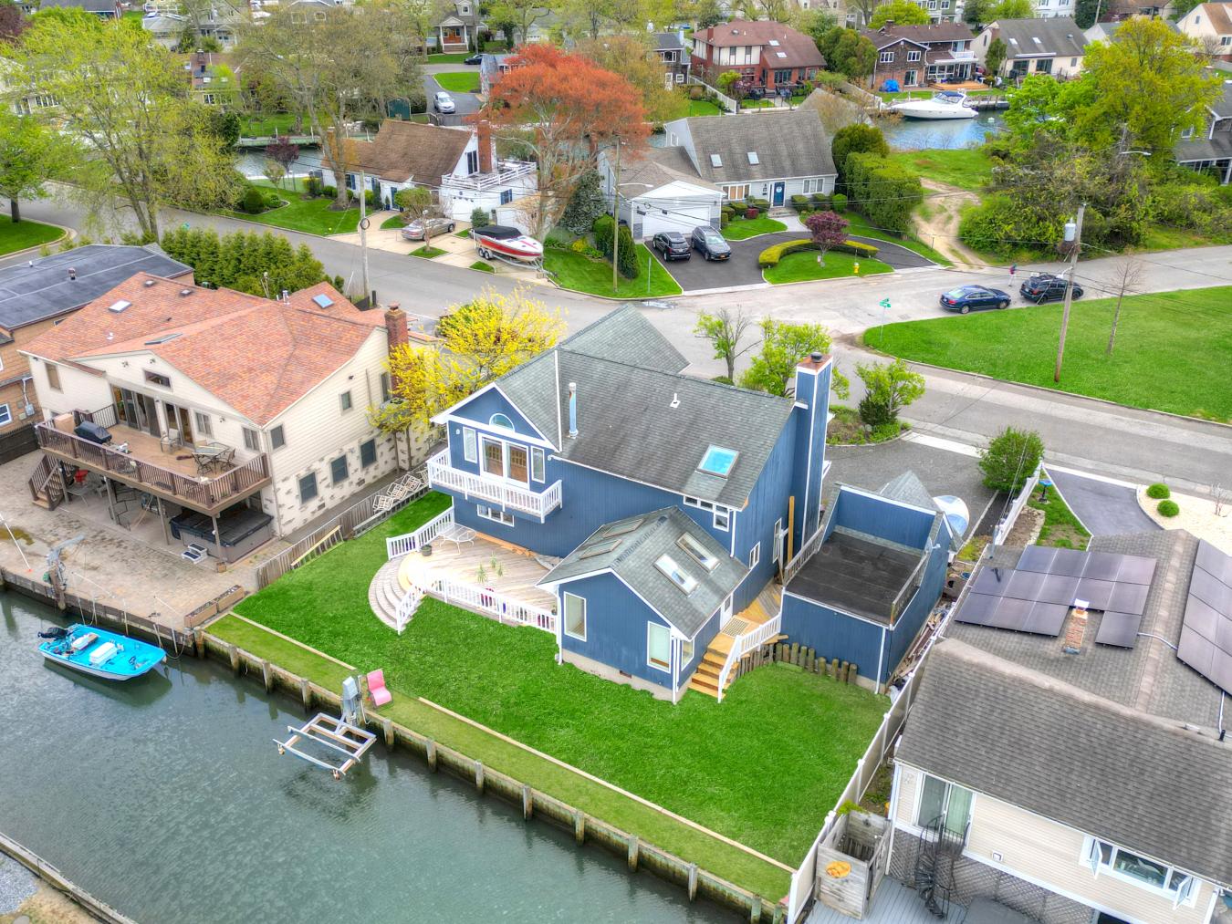 61 Shore Rd, Amityville, New York, 11701, United States, 4 Bedrooms Bedrooms, ,2 BathroomsBathrooms,Residential,For Sale,61 Shore Rd,1263867