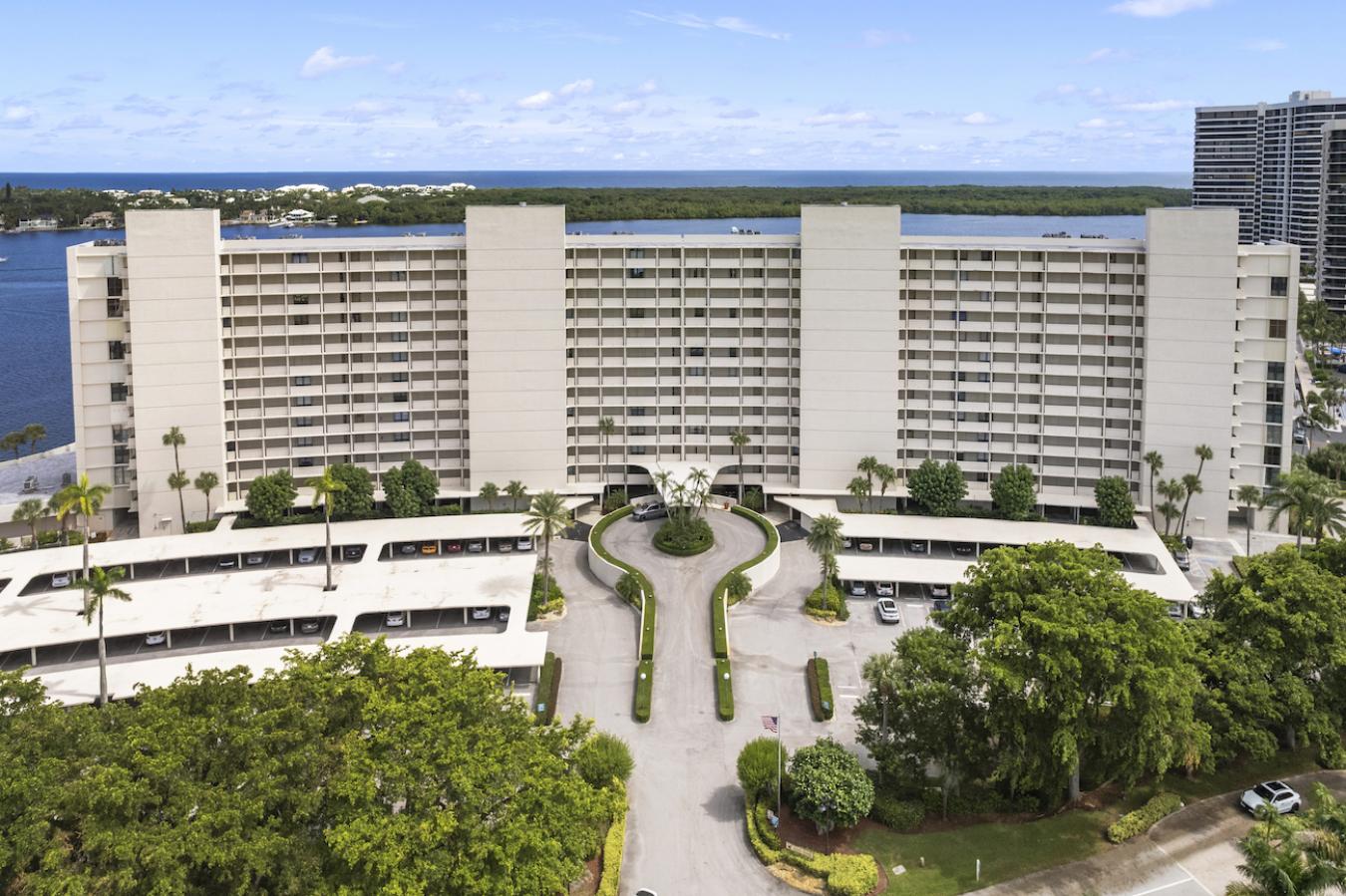 124 Lakeshore Drive, North Palm Beach, FL, 33408, United States, 3 Bedrooms Bedrooms, ,3 BathroomsBathrooms,Residential,For Sale,124 Lakeshore Drive,1266587