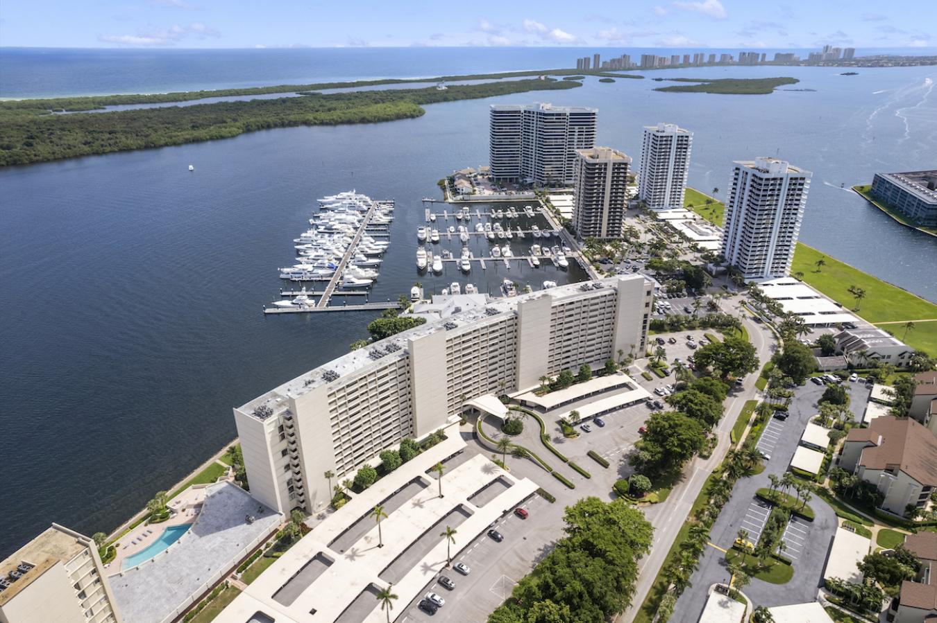 124 Lakeshore Drive, North Palm Beach, FL, 33408, United States, 3 Bedrooms Bedrooms, ,3 BathroomsBathrooms,Residential,For Sale,124 Lakeshore Drive,1266587