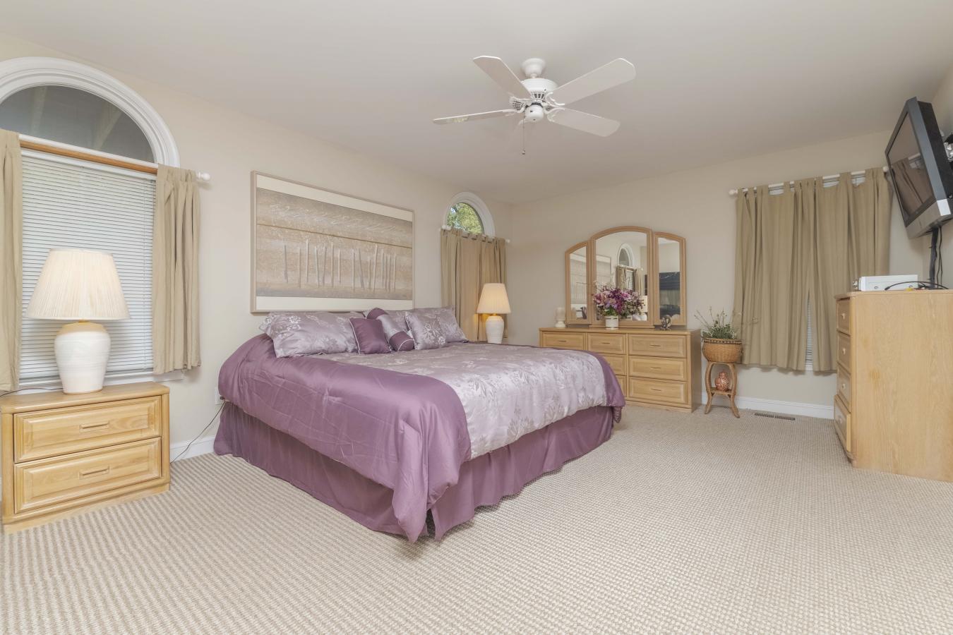 8001 Wood Avenue, Sparrows Point, Maryland, 21219, United States, 5 Bedrooms Bedrooms, ,4 BathroomsBathrooms,Residential,For Sale,8001 Wood Avenue,1267297