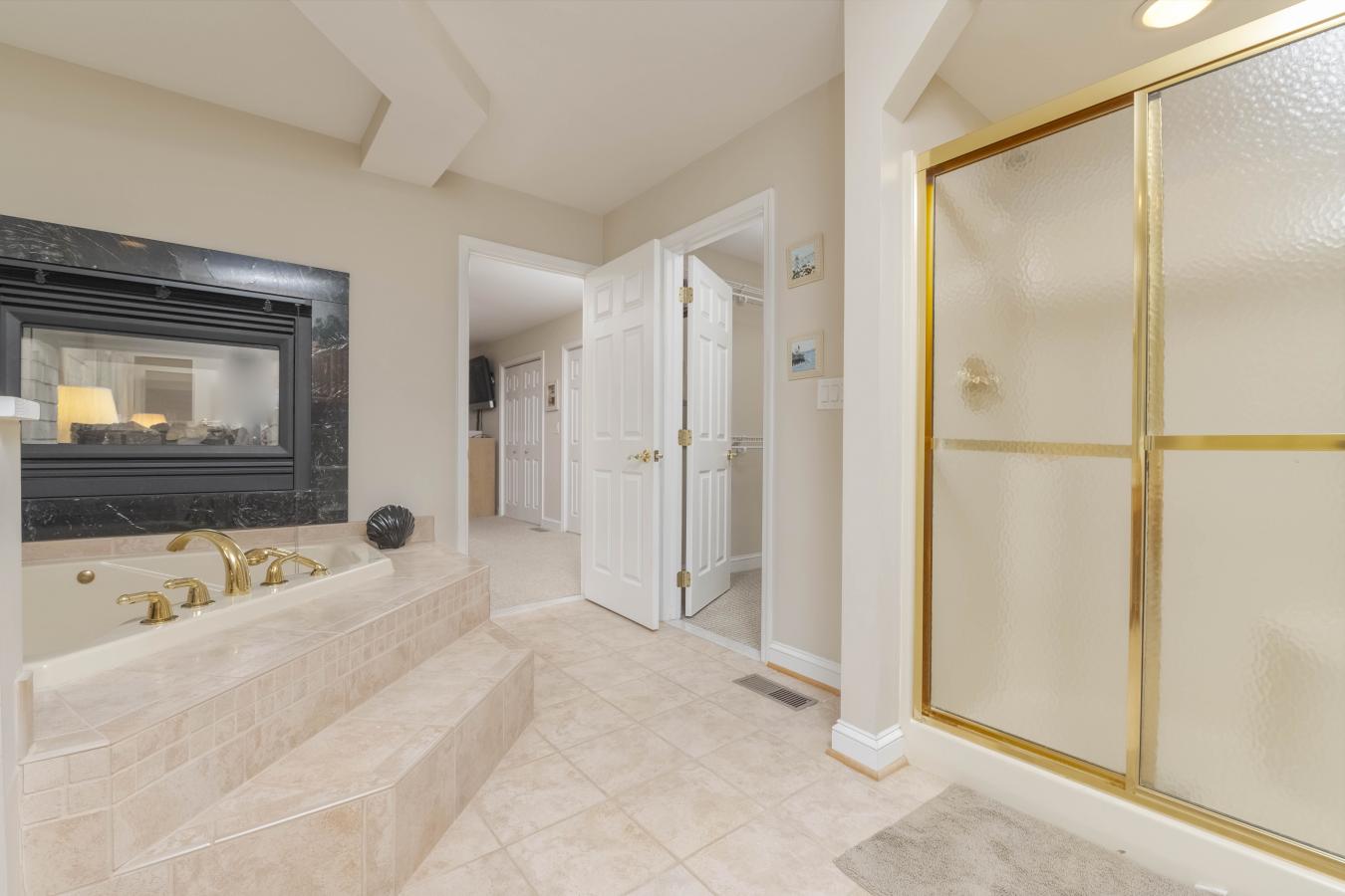 8001 Wood Avenue, Sparrows Point, Maryland, 21219, United States, 5 Bedrooms Bedrooms, ,4 BathroomsBathrooms,Residential,For Sale,8001 Wood Avenue,1267297