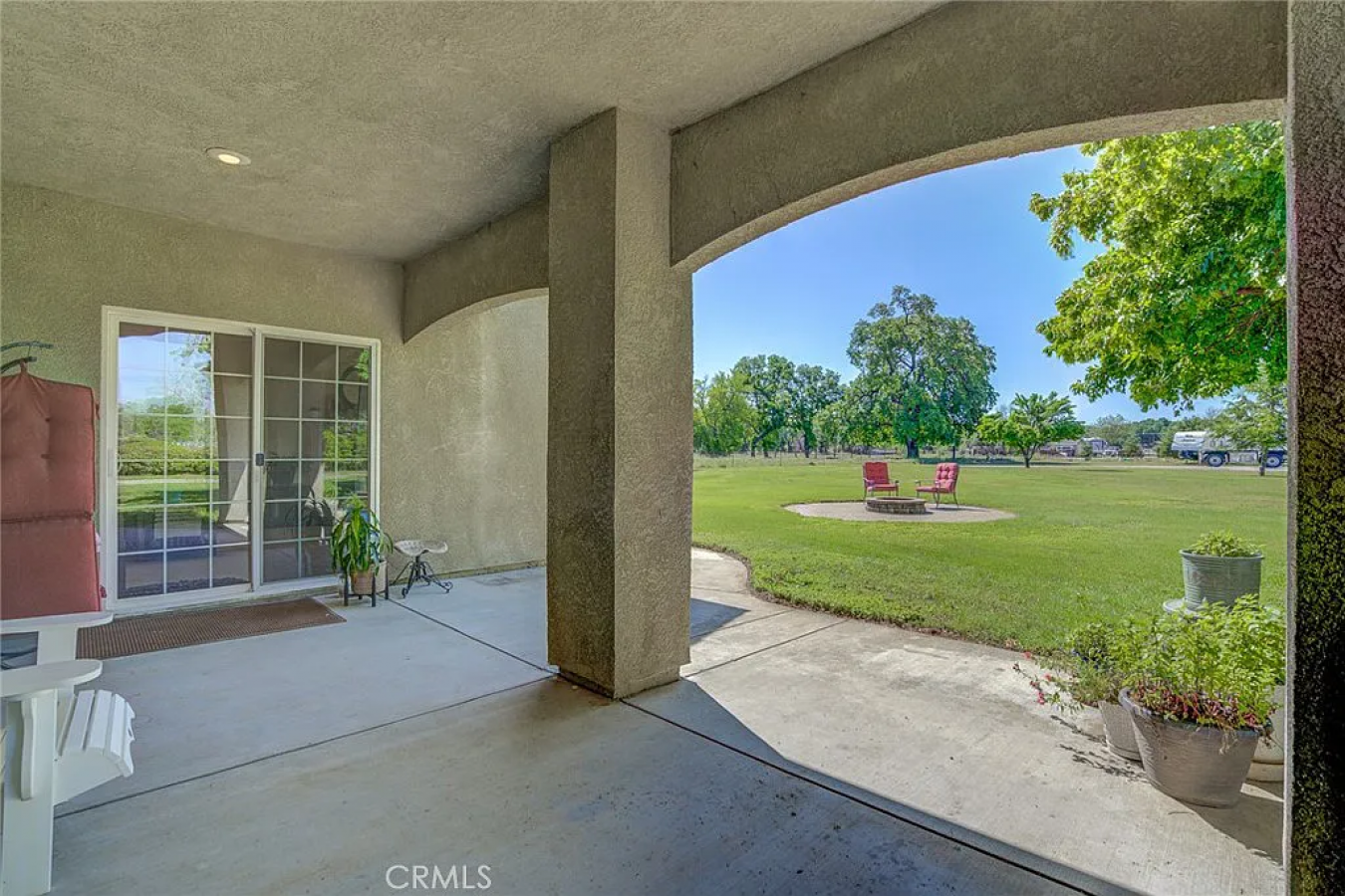 Welcome to 19805 Bowman Rd, Cottonwood, CA! This stunning property off – image 2
