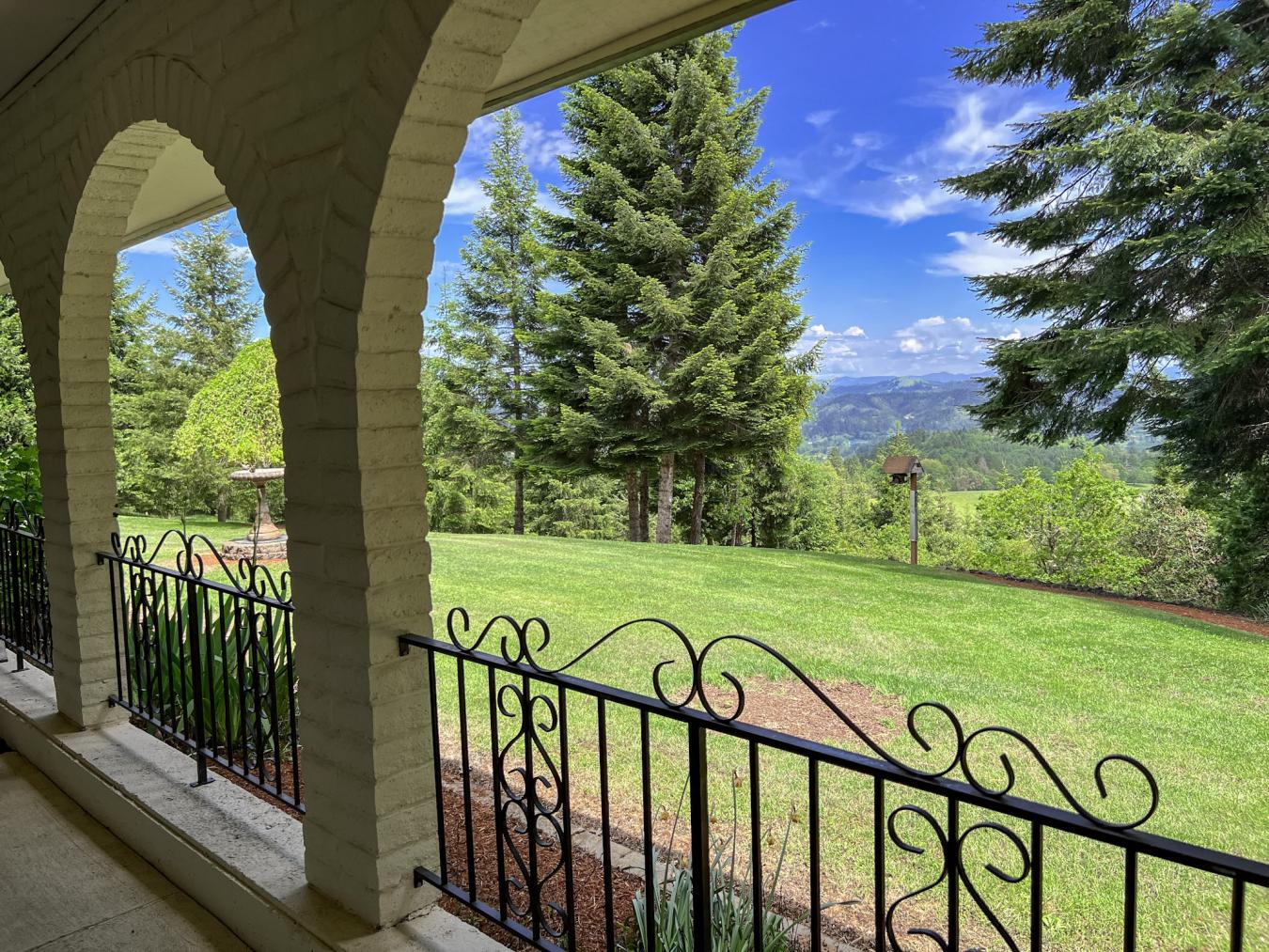 250 Mountain Drive, Roseburg, OR, 97471, United States, 4 Bedrooms Bedrooms, ,3 BathroomsBathrooms,Residential,For Sale,250 Mountain Drive,1268209