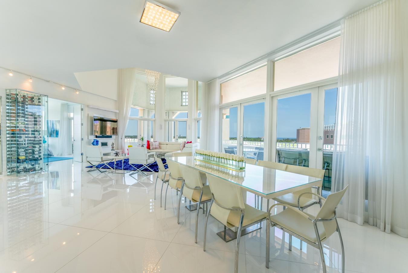 300 SE 5th Avenue, Boca Raton, Florida, 33432, United States, 2 Bedrooms Bedrooms, ,3 BathroomsBathrooms,Residential,For Sale,300 SE 5th Avenue,1270698