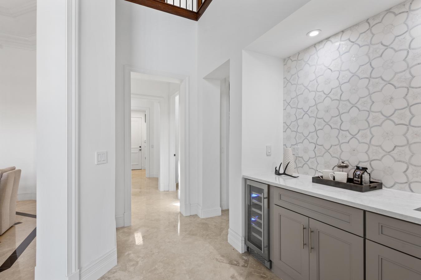 10775 Versailles Boulevard, Wellington, FL, 33449, United States, 5 Bedrooms Bedrooms, ,4 BathroomsBathrooms,Residential,For Sale,10775 Versailles Boulevard,1272015