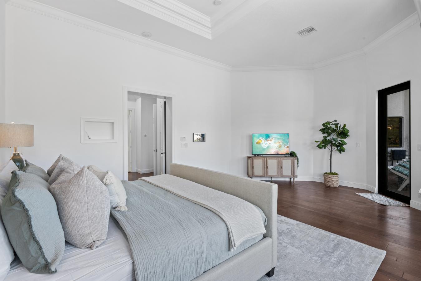 10775 Versailles Boulevard, Wellington, FL, 33449, United States, 5 Bedrooms Bedrooms, ,4 BathroomsBathrooms,Residential,For Sale,10775 Versailles Boulevard,1272015