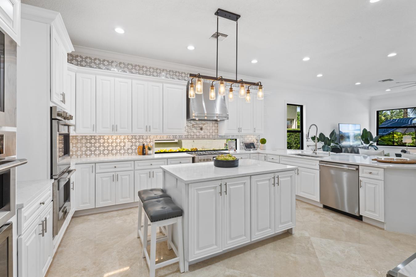 10775 Versailles Boulevard, Wellington, FL, 33449, United States, 5 Bedrooms Bedrooms, ,4 BathroomsBathrooms,Residential,For Sale,10775 Versailles Boulevard,1272015