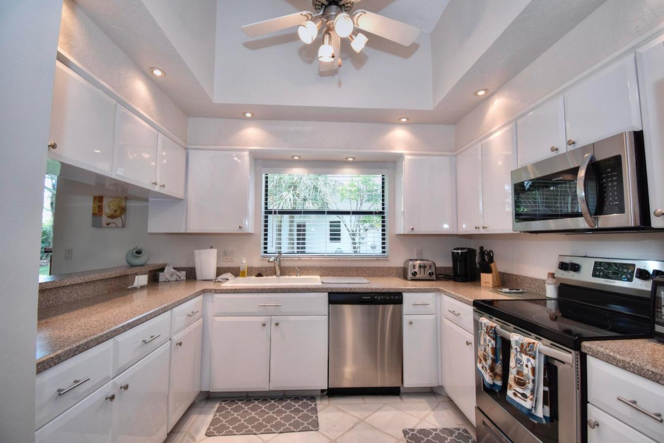 16713 Willow Creek Drive, Delray Beach, FL, 33484, United States, 2 Bedrooms Bedrooms, ,2 BathroomsBathrooms,Residential,For Sale,16713 Willow Creek Drive,RX10815337