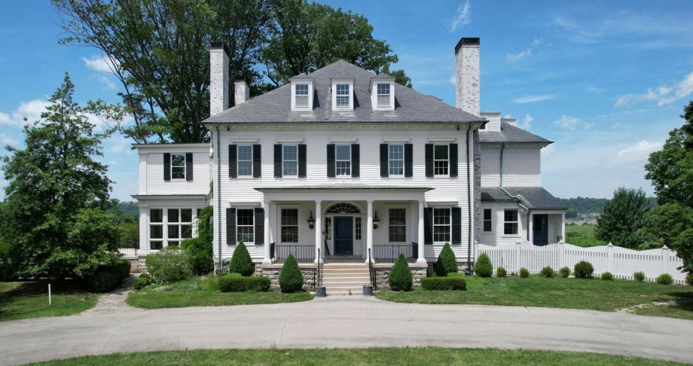 8234 Sutherland Farm Road, Prospect, KY, 40059, United States, 6 Bedrooms Bedrooms, ,4 BathroomsBathrooms,Residential,For Sale,8234 Sutherland Farm Road,1272624 8234 Sutherland Farm Road, Prospect, KY, 40059, United States, 6 Bedrooms Bedrooms, ,4 BathroomsBathrooms,Residential,For Sale,8234 Sutherland Farm Road,1272624